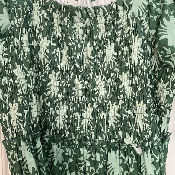 Dress worn once - Picture 4 of 4